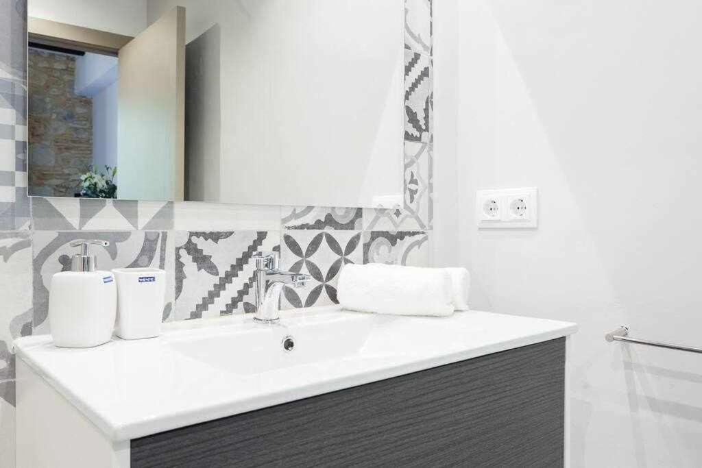 Sleep & Stay Home With Balcony Bonaventura 3 Gérone Extérieur photo